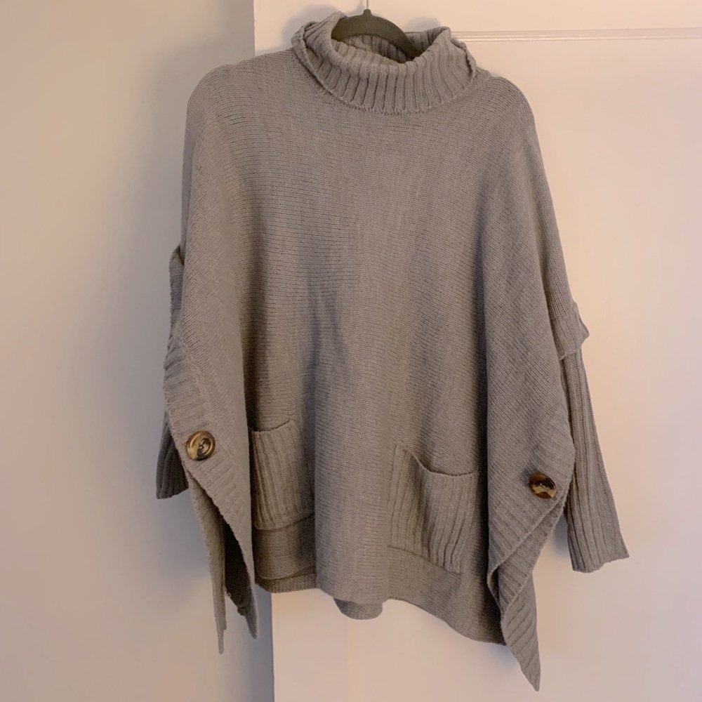 BLOOMINGDALES Poncho